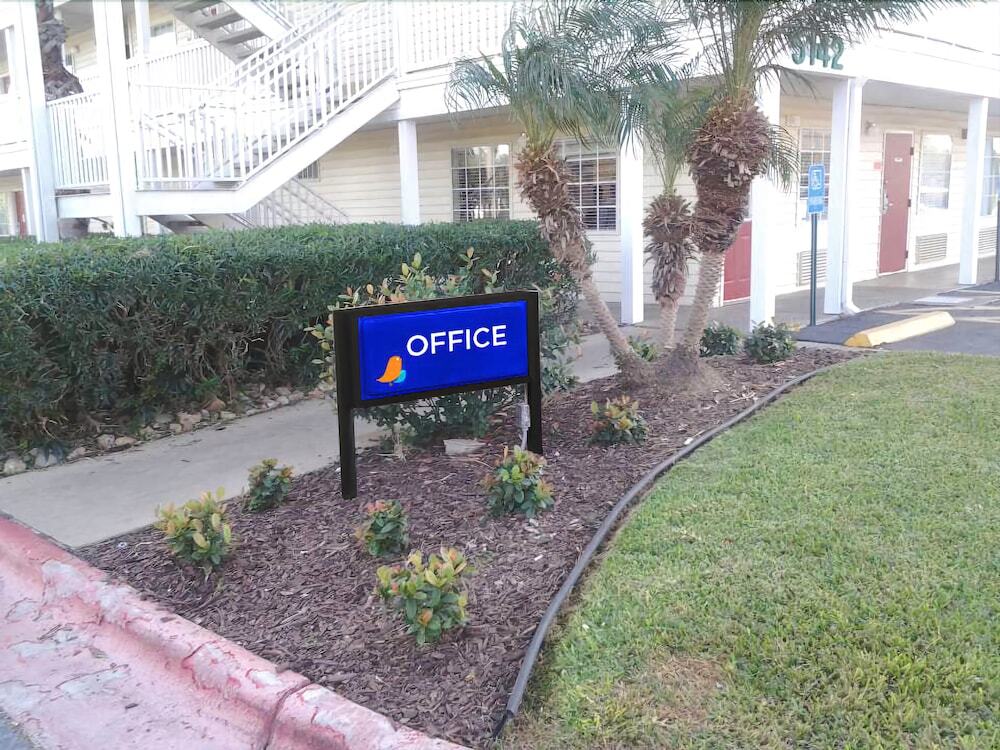 Intown Suites Extended Stay Select Corpus Christi Tx 외부 사진